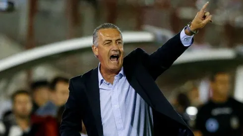 Gustavo Alfaro, entrenador de Huracán.