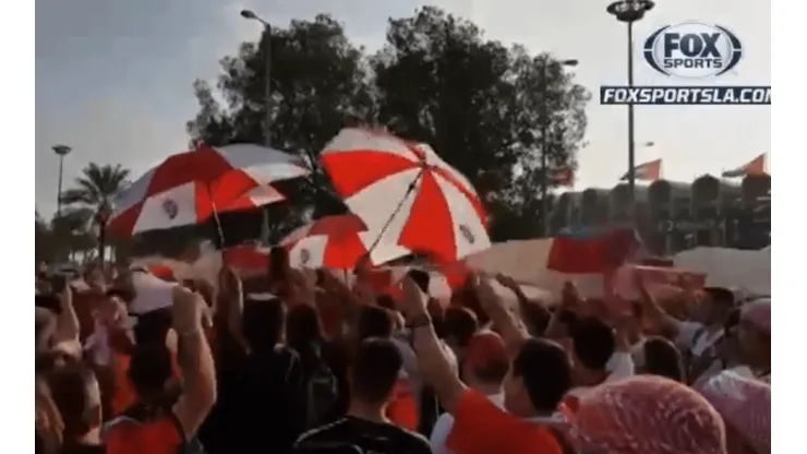 La hinchada de River en el banderazo.