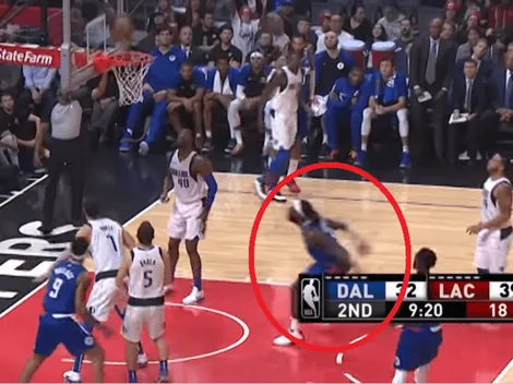 Montrezl Harrell destroza el aro con una tremenda clavada