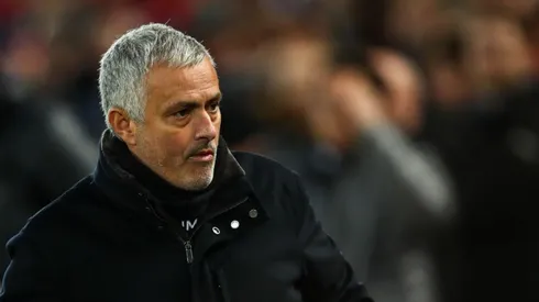 Bomba de Fox Sports: ¡Burdisso le ofreció a Mourinho ser DT de Boca!