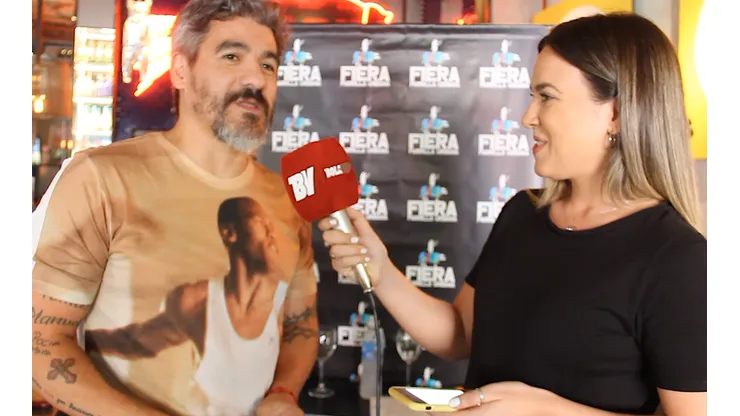 Foto de la entrevista con Ariel Ortega.