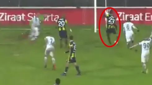 Reyes cerró la goleada de Fenerbahçe como visitante