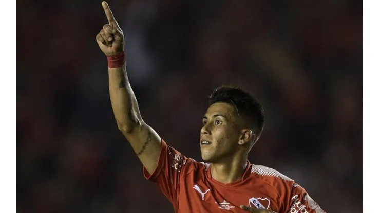Aún no es de Rayados, pero Alonso ya elogia a Maxi Meza