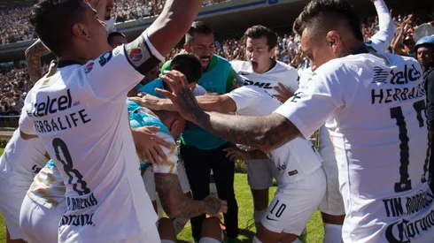 Foto de los jugadores de Pumas.