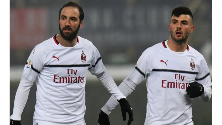 Milan vs Fiorentina por la Serie A.
