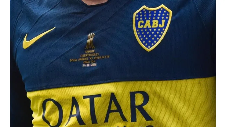 LA DE LA FINAL. La camiseta titular de Boca durante la definición de la Copa Libertadores (Foto: Getty).