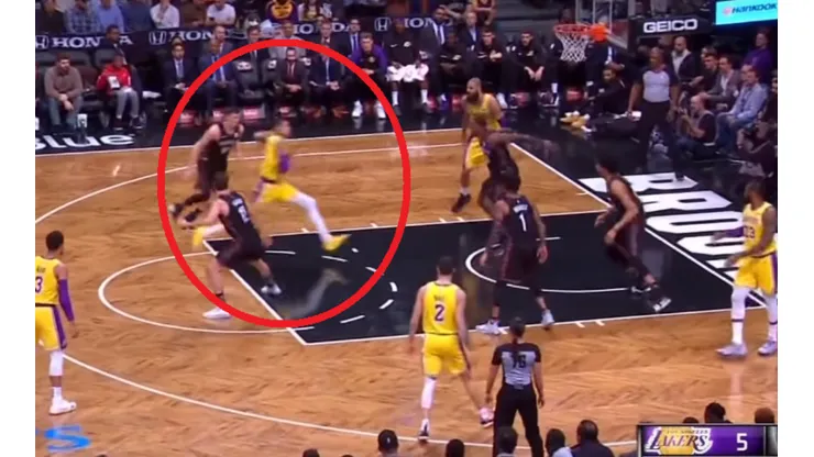 Como Kobe Bryant: Kyle Kuzma se eleva con la clavada de la noche en la NBA