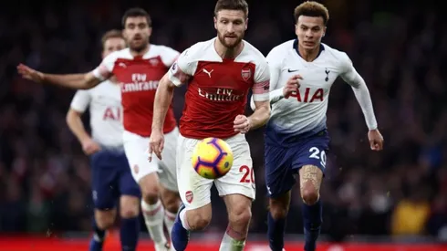 Arsenal vs Tottenham por la Carabao Cup.