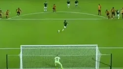 Gol de penal de Chivas en el Mundial de Clubes.