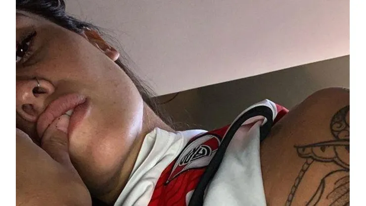 Ivana Nadal ya se puso la nueva camiseta de River para alentar en el Mundial de Clubes