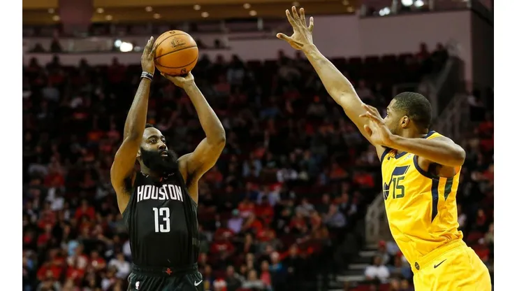 47 puntos de James Harden: lo que dejó el lunes en la NBA