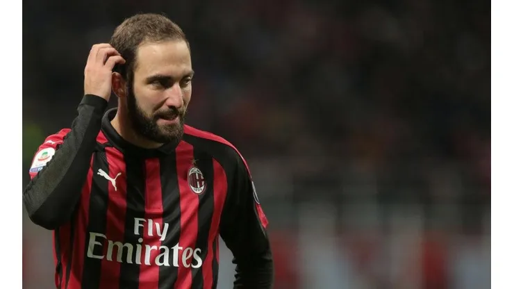 Bolonia vs AC Milan por la Serie A.