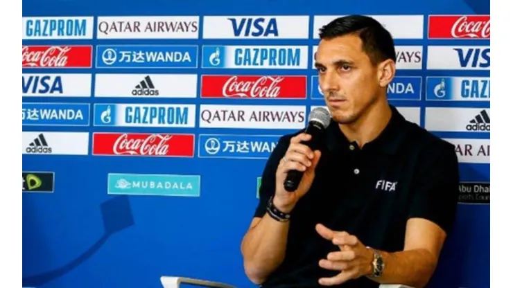 Arranca mal: Burdisso propone un imposible como técnico de Boca