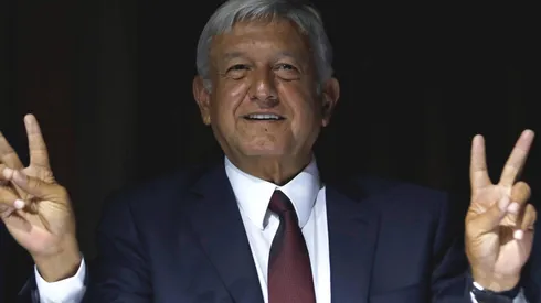 AMLO felicitó al América y le mandó un mensaje esperanzador a Cruz Azul