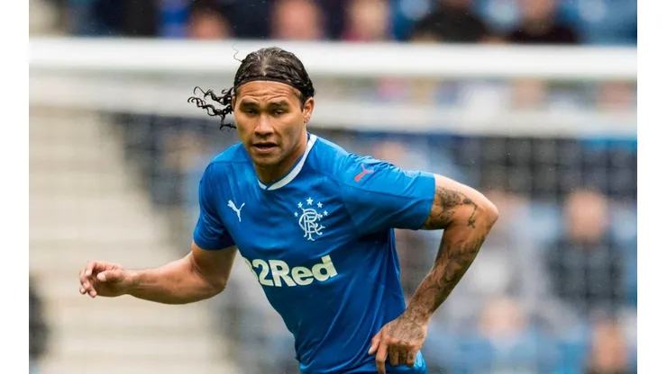El Gullit Peña volvió a Escocia y ya se tomó fotos