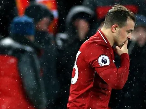 Shaqiri entró derecho, liquidó al United y condujo al Liverpool a la cima