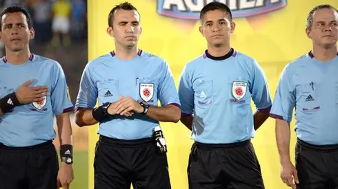 Carlos Betancur, el árbitro de la final de la Liga Águila