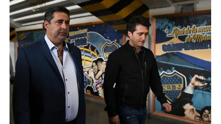 FIN DE CICLO. Daniel Angelici con Guillermo Barros Schelotto, quien no seguirá en Boca (Foto: Getty).