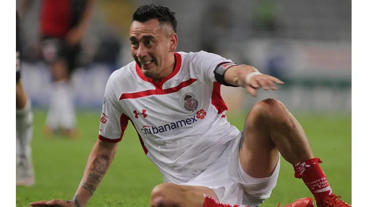 Sambueza recibió un gran regalo por parte del León.