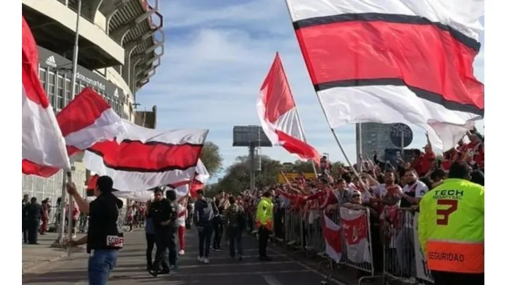 Bienvenidos: el recibimiento que River le prepara a sus jugadores para cuando vuelvan a Argentina