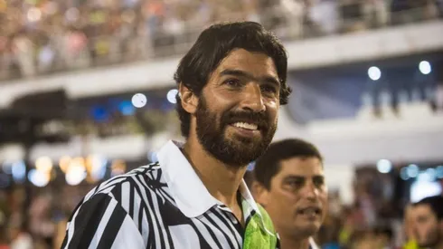 Aunque usted no lo crea: Abreu firmó un nuevo contrato y ya suma 28 clubes