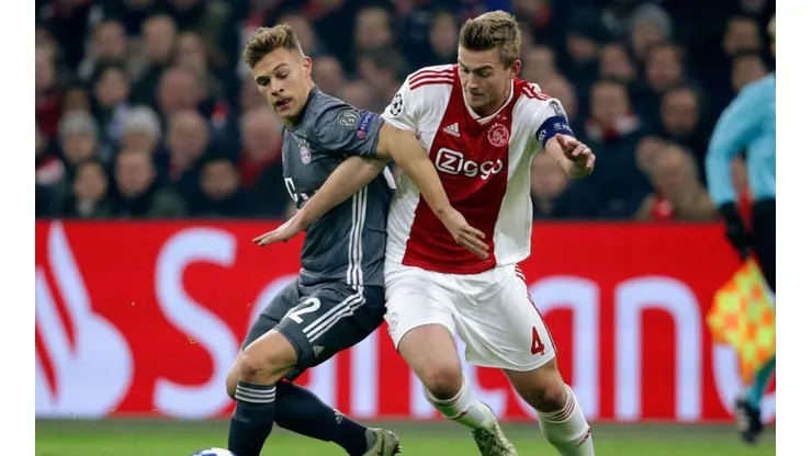 Bayern y Ajax igualaron en Ámsterdam.