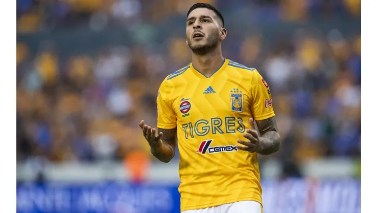 Ismael Sosa podría pasar al Pachuca.