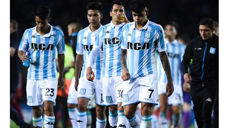 A Gustavo Bou le ofrecen los minutos que Coudet le está negando en Racing