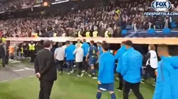 Foto de los jugadores de Boca saliendo del Bernabéu.