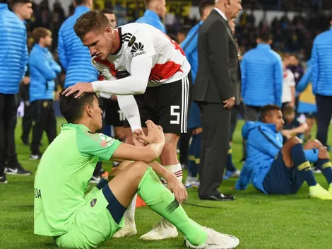 Enormes: jugadores de River saludaron y abrazaron a los de Boca