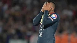 Roger Martínez erró el último penal frente a Pumas.