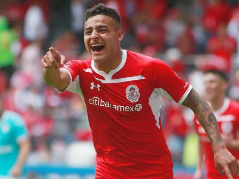 Oficial: Alexis Vega es nuevo refuerzo de Chivas