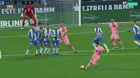 ¡Lo volvió a hacer! Messi clavó otro golazo de tiro libre en el mismo partido