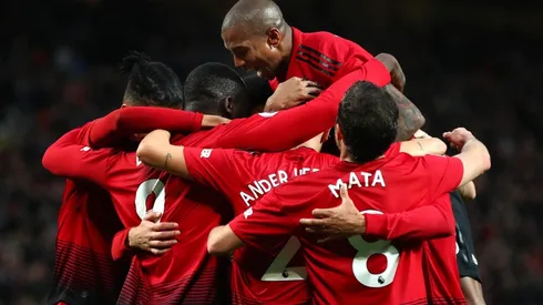 Manchester United venció 4 a 1 al Fulham y no le pierde pisada a los primeros puestos