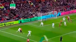 Golazo de Ashley Young.