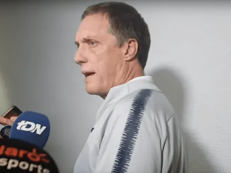 Ares de Parga ¿trollea? al América en rueda de prensa