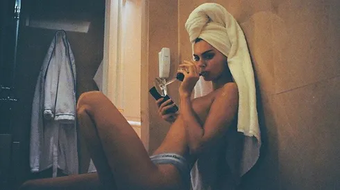 FBMD23000987030000801d00009e260000d12f00009f4d00008b6e0000ba810000e6b100000ede000094150100