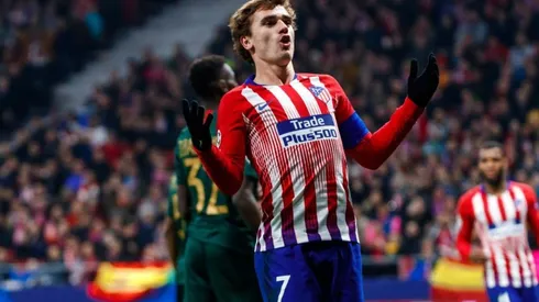 Griezmann celebrando un gol para el Aleti.