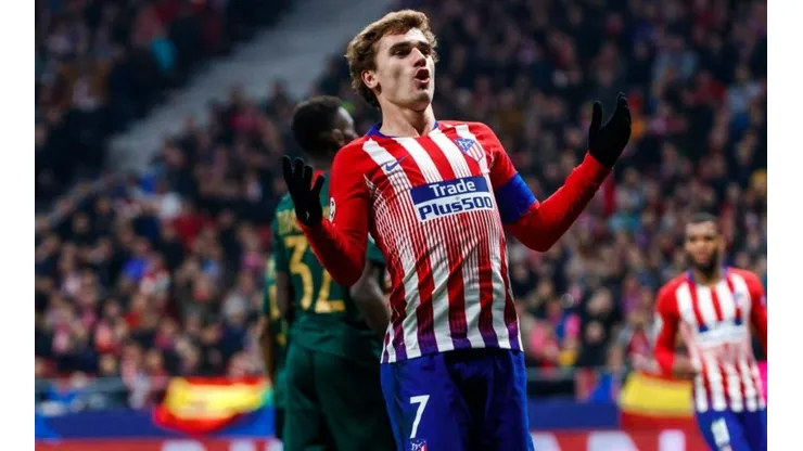 Griezmann celebrando un gol para el Aleti.