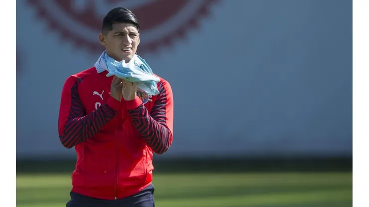Foto de Alan Pulido, jugador de Chivas.