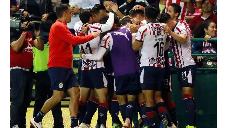 Leaño llega a Chivas.