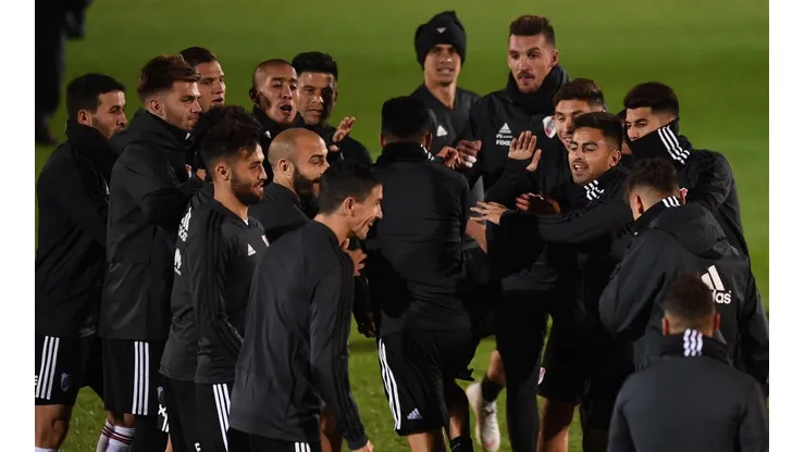 River, puras risas en el entrenamiento