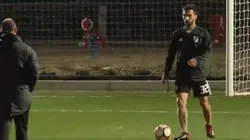 La cosa está difícil: las imágenes del entrenamiento diferenciado de Scocco en Madrid
