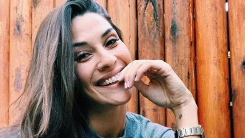 Me bajó la presión: Ivana Nadal se puso una malla enteriza y posó de espaldas