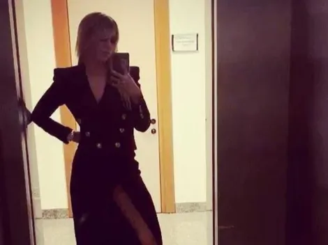 Wanda Nara se puso un body rosa, botas altas y se tiró a jugar en la cama