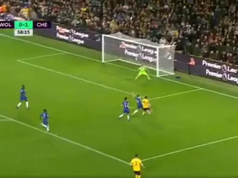 Está prendido fuego: Raúl Jiménez se tuvo fe, ganó en velocidad y ¡le marcó al Chelsea!