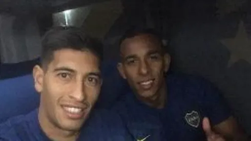 Todas las fotos del plantel de Boca en la intimidad del avión rumbo a Madrid