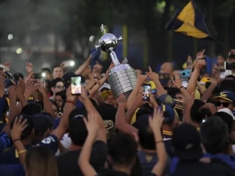 Los hinchas de Boca levantaron la Libertadores en el banderazo