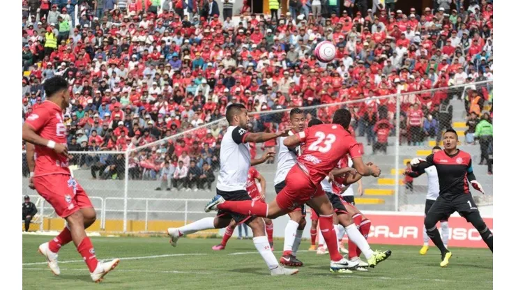 Escándalo en Perú: Juan Aurich acusó a Cienciano de intentar sobornar a uno de sus jugadores