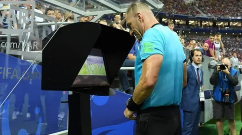 Néstor Pitana y el VAR en Rusia 2018.